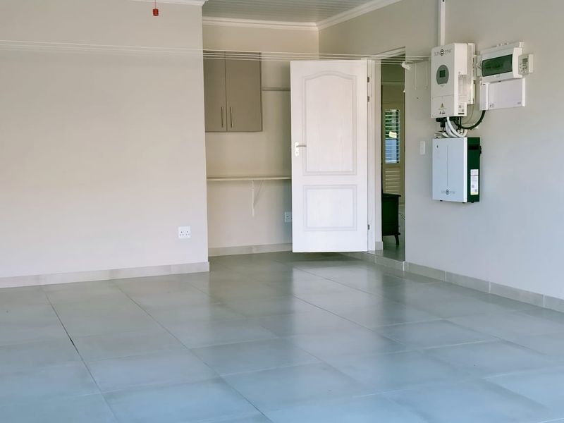 MODERN CLUSTER IN SECURE ESTATE - Photo 3