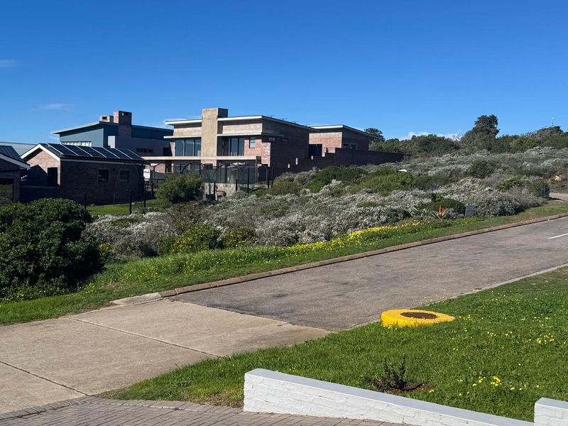 A prime 590m2 erf boasting spectacular sea views in picturesque Vleesbaai! - Photo 3