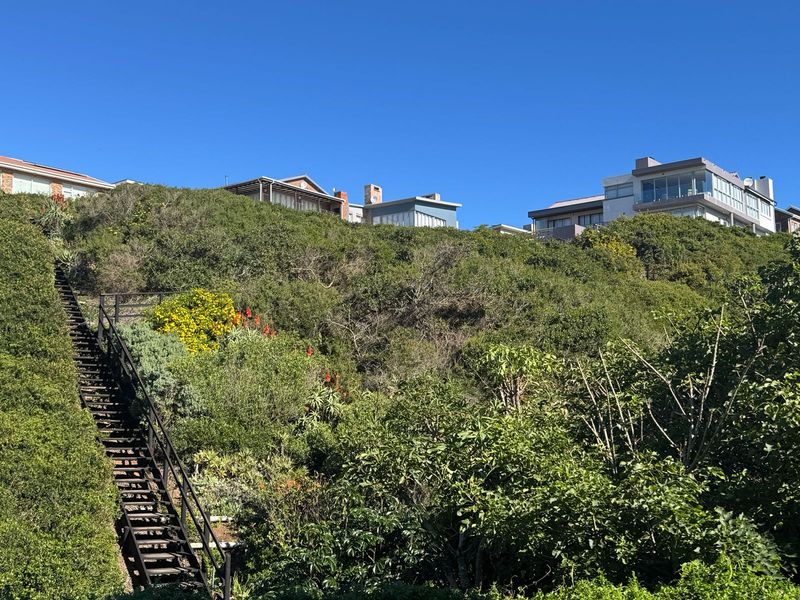 A prime 559m2 erf boasting unique spectacular sea views in picturesque Vleesbaai! - Photo 7