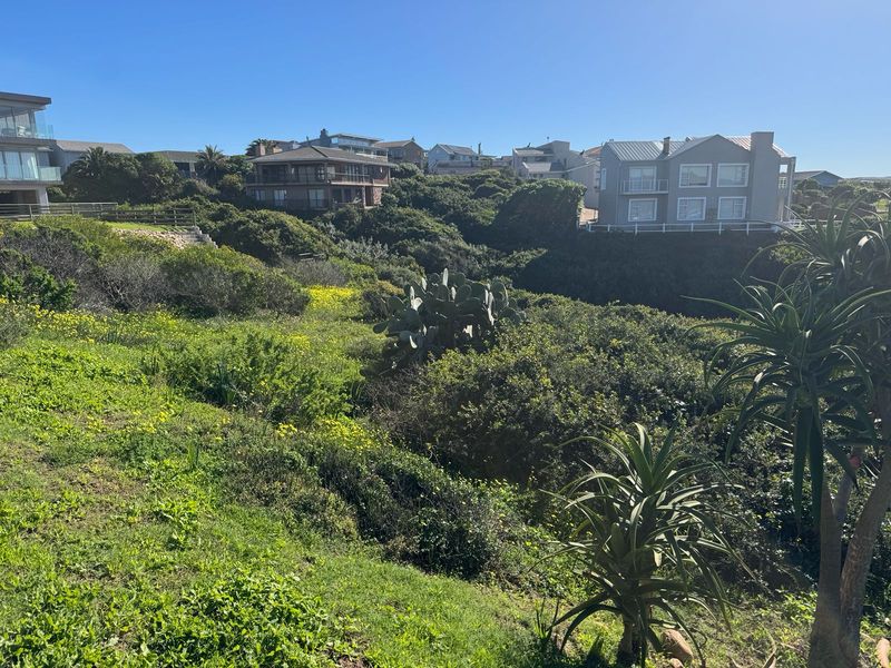 A prime 559m2 erf boasting unique spectacular sea views in picturesque Vleesbaai! - Photo 6