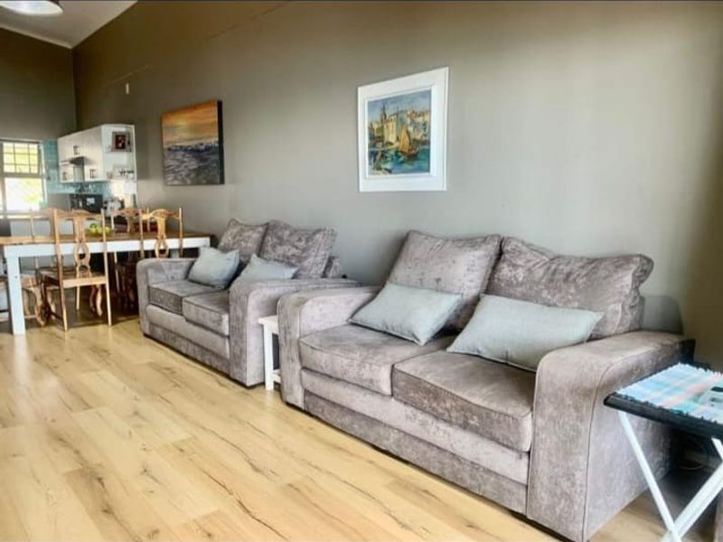 Prime - Two Bedroom Apartment in De Bakke, Mossel Bay - Photo 3