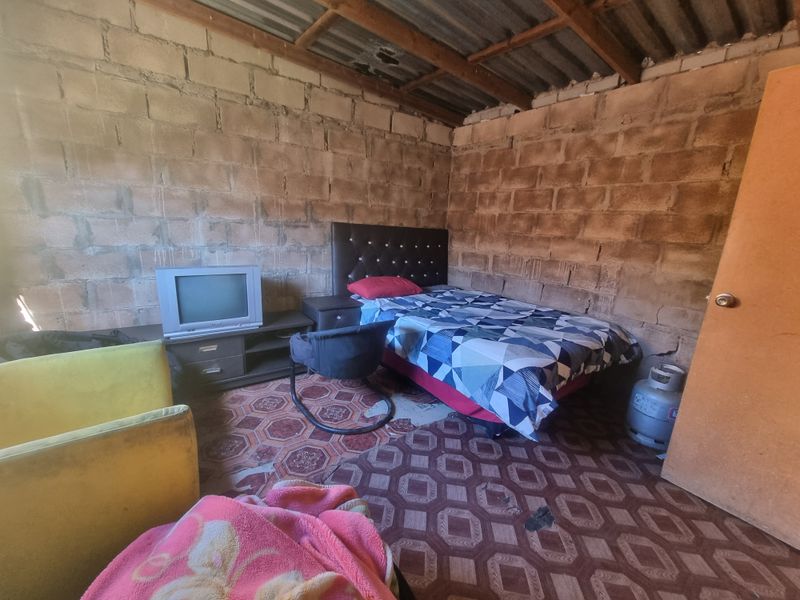 2-Bedroom House with 2-Bedroom Flatlet – Asla, Kwanonqaba, Mossel Bay - Photo 5