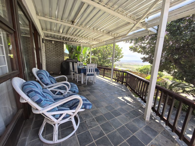 Spacious Family home. - Photo 3