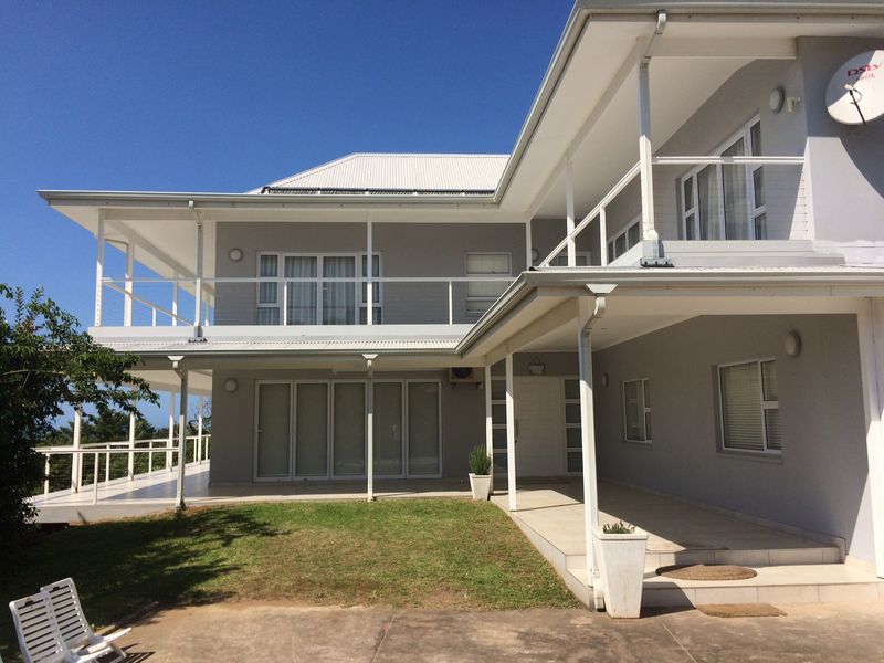 7 Bedroom House for Sale in Zinkwazi - Photo 1