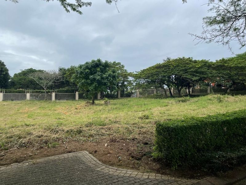 Flat stand in Secure Estate of Zinkwazi Beach- Live Auction! - Photo 3