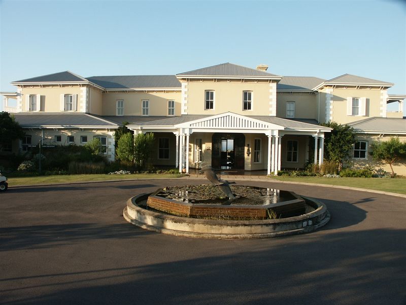 Exclusive to Harcourts Coastal Designs - Photo 8