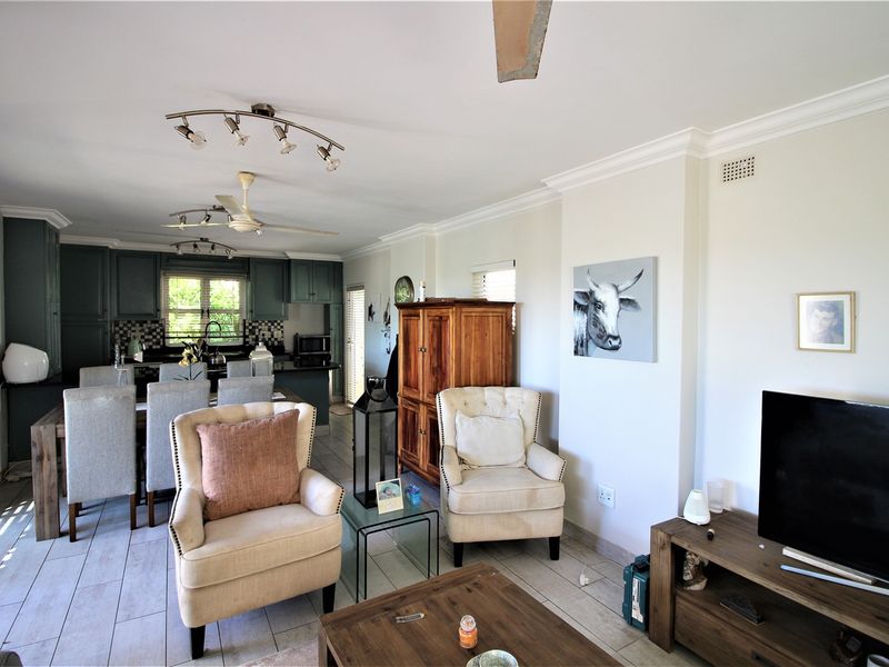 Renovators Dream in Excellent  Location - Photo 6