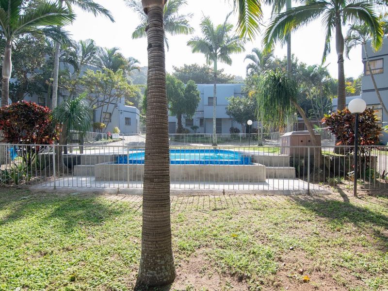 Stunning Shareblock - Across the road from the beach - Photo 1