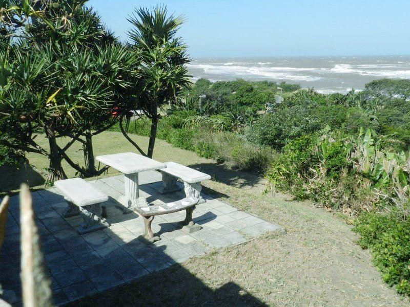 Beachfront Fully Furnished Retreat at Tugela Mouth - Photo 3