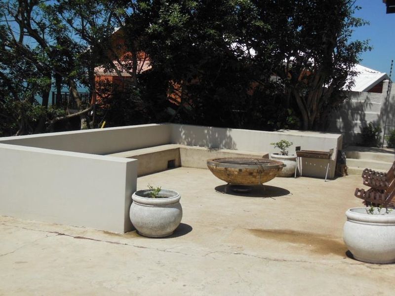 RARE! One of the most sought after locations in Zinkwazi - Photo 8