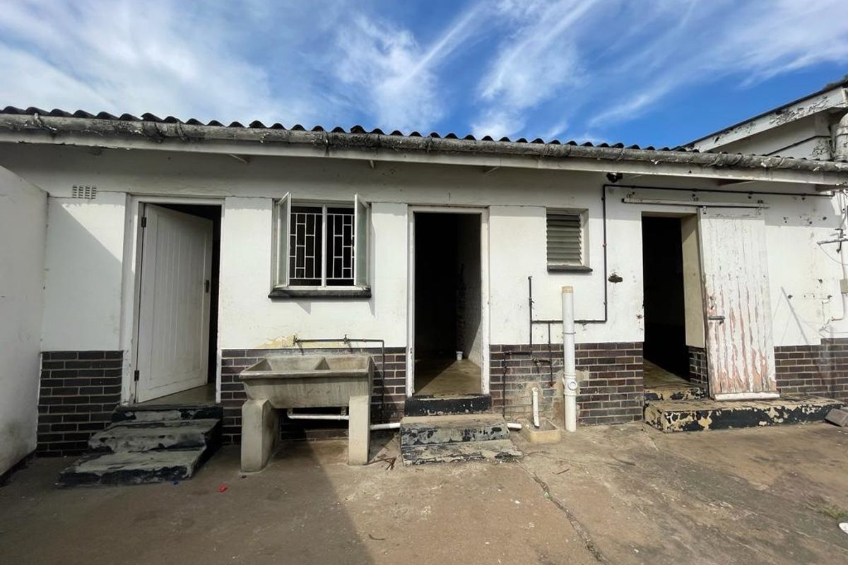 Lovely spacious home in Jackelberry Estate - Photo 4