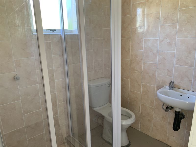 Newly Renovated Home - Photo 7