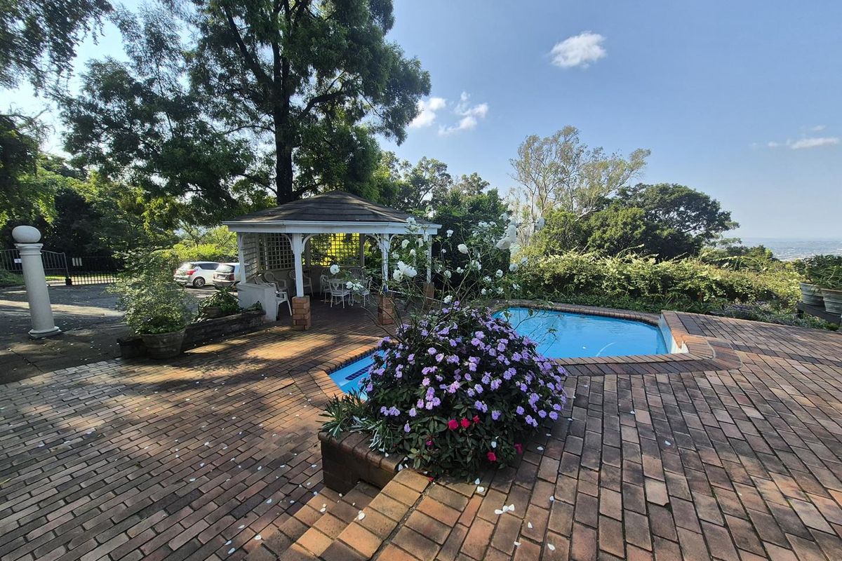 SPACIOUS HOME AND B&B - Photo 3