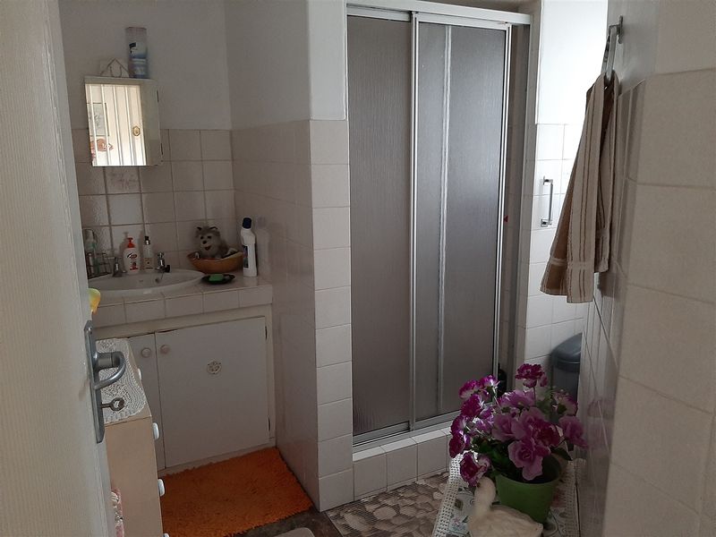 Lovely Neat Flat - Photo 9
