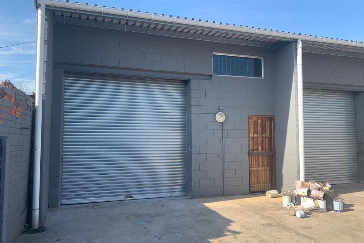 2 x 110sqm Mini Factories adjacent to each other in Pmb Central @ R15000-00 per mth + Vat for both - Photo 2