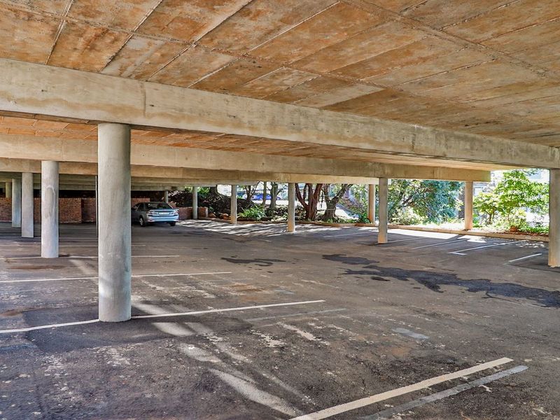 VCCE Office Park - 542sqm office for sale. Price reduced to R8 200 000 + Vat - Photo 6