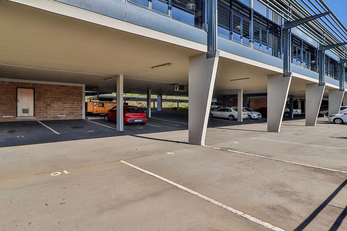 VCCE Office Park - 283sqm office for sale. Price reduced to R4 250 000 + Vat - Photo 4