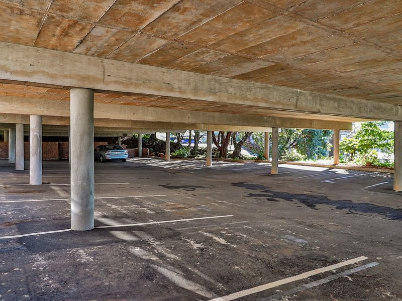 VCCE Office Park - 283sqm office for sale. Price reduced to R4 250 000 + Vat - Photo 8