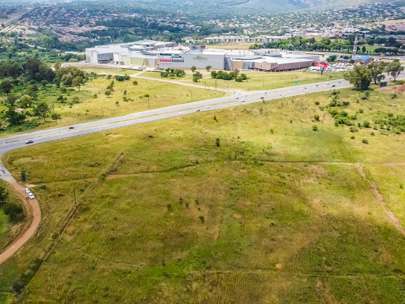 Prime 36ha property  alongside the N14 across the way close to Cradlestone Mall. - Photo 6