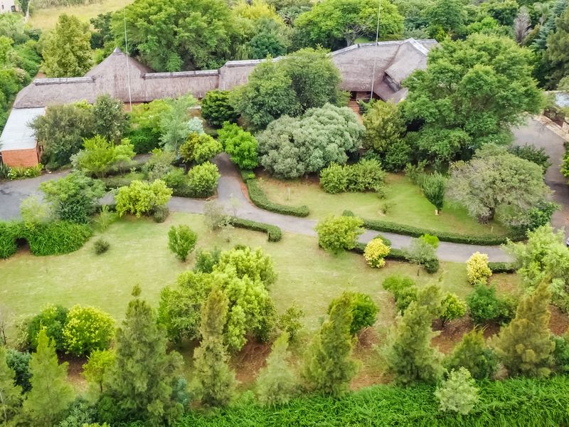 Prime property with existing rights for a guesthouse off Hole in One in Ruimsig for sale! - Photo 3