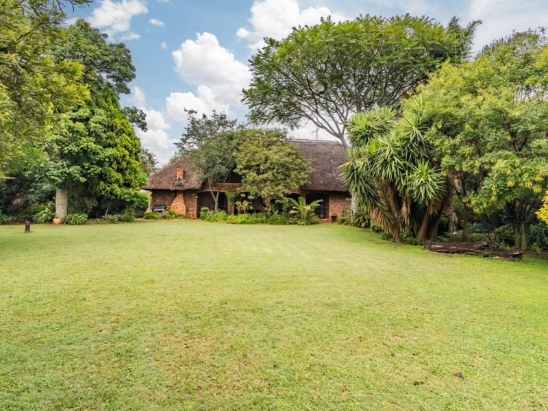 Prime property with existing rights for a guesthouse off Hole in One in Ruimsig for sale! - Photo 6