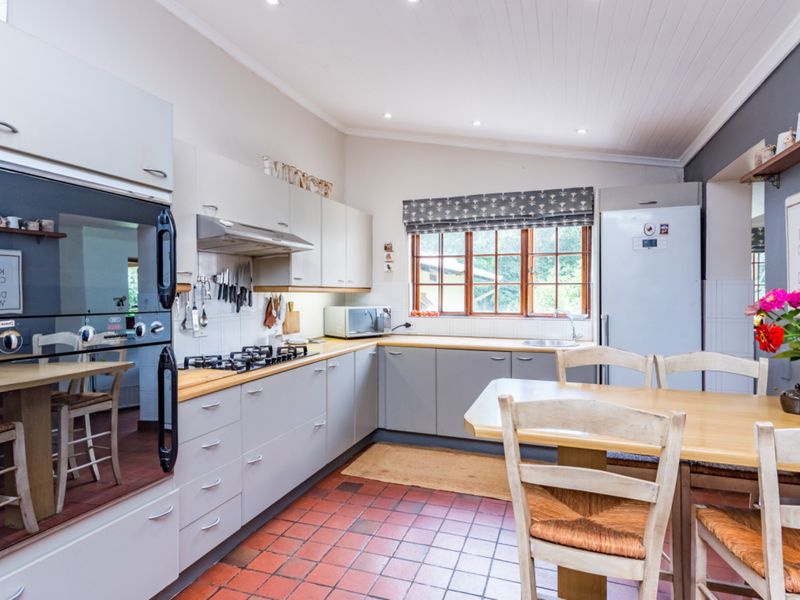 35 HA, secure, off grid, fully operational organic farm next to Cradle of Humankind  for sale. - Photo 9