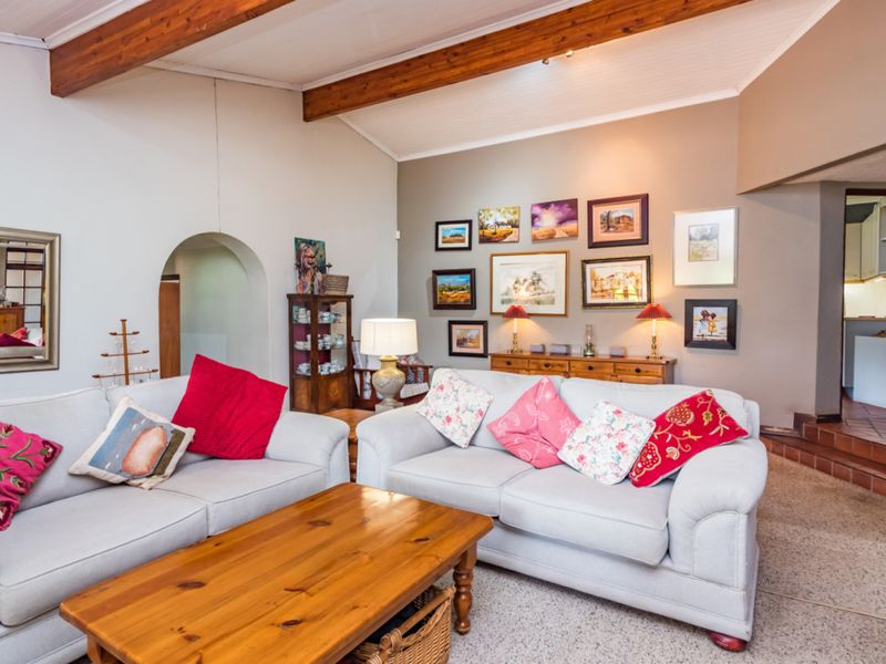 35 HA, secure, off grid, fully operational organic farm next to Cradle of Humankind  for sale. - Photo 6