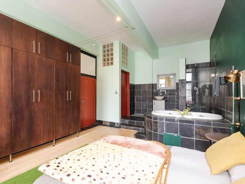 Apartment For Sale In Cape Town - Photo 8