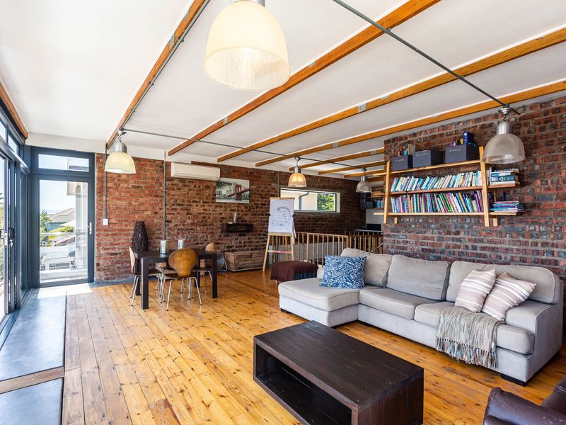 Freehold For Sale In Cape Town - Photo 4