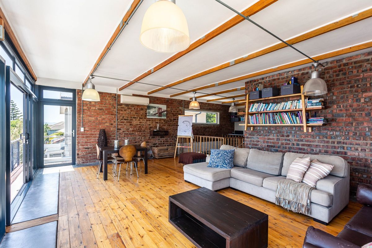 Freehold For Sale In Cape Town - Photo 4