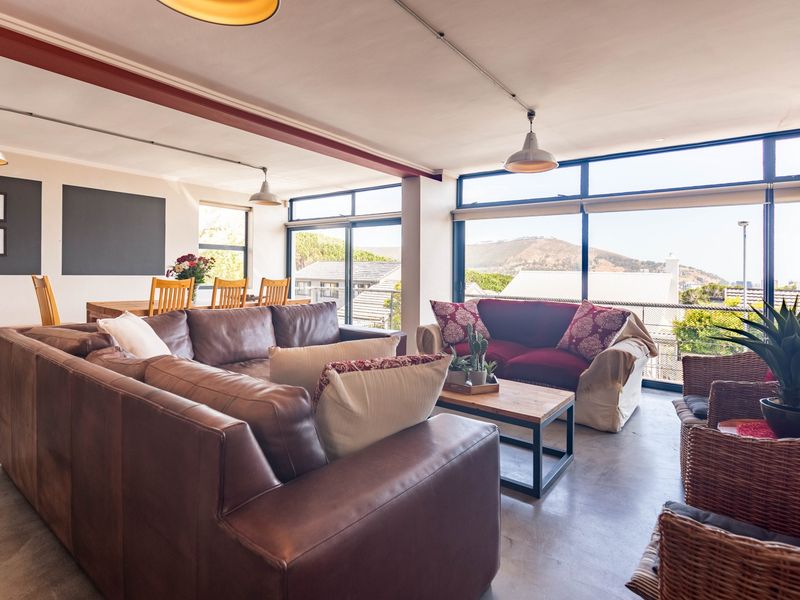 Freehold For Sale In Cape Town - Photo 8