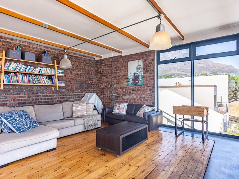 Freehold For Sale In Cape Town - Photo 3