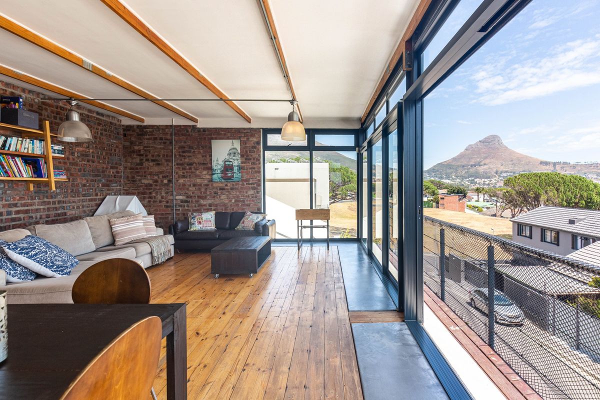 Freehold For Sale In Cape Town - Photo 2