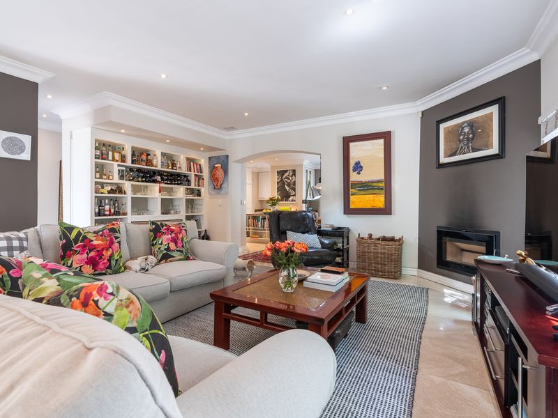 St Johns Estate - Perfect 4 bed home - Photo 5