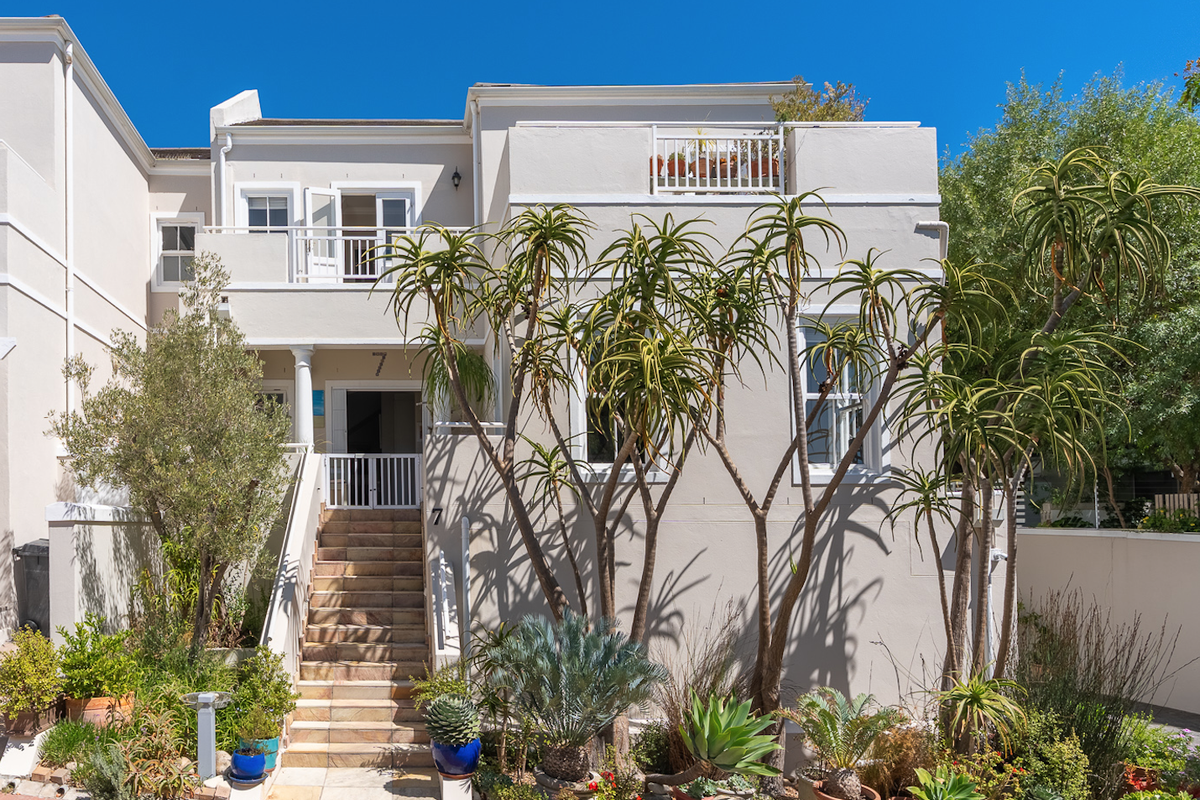 St Johns Estate - Perfect 4 bed home - Photo 2