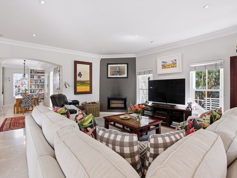 St Johns Estate - Perfect 4 bed home - Photo 7