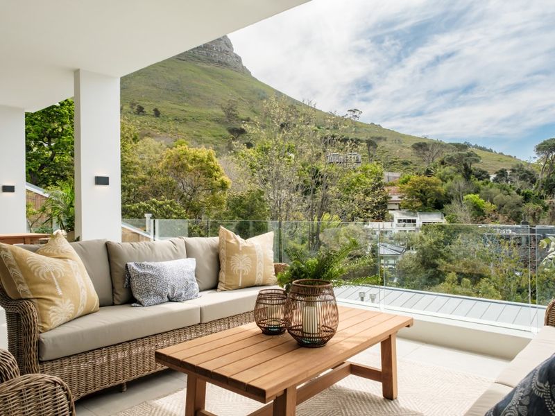 Secure Higgovale Sanctuary with Spectacular Views - Photo 3
