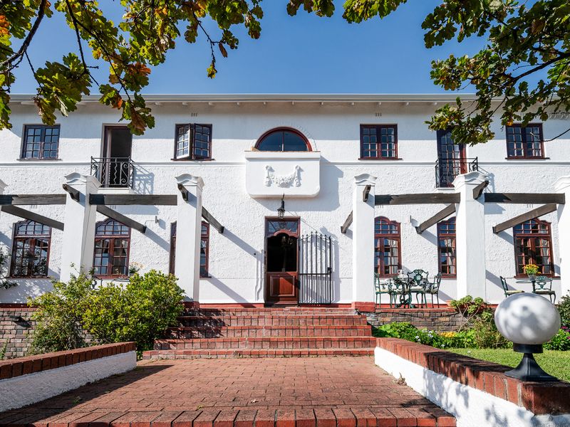 Elevated Higgovale Edwardian with Sweeping Views - Photo 1