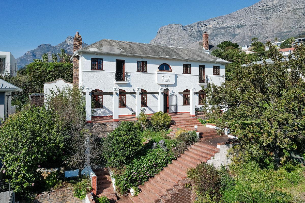 Elevated Higgovale Edwardian with Sweeping Views - Photo 2