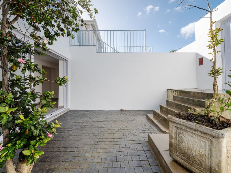 Large Ground Floor 'Apartment' -  Tamboerskloof - Photo 6