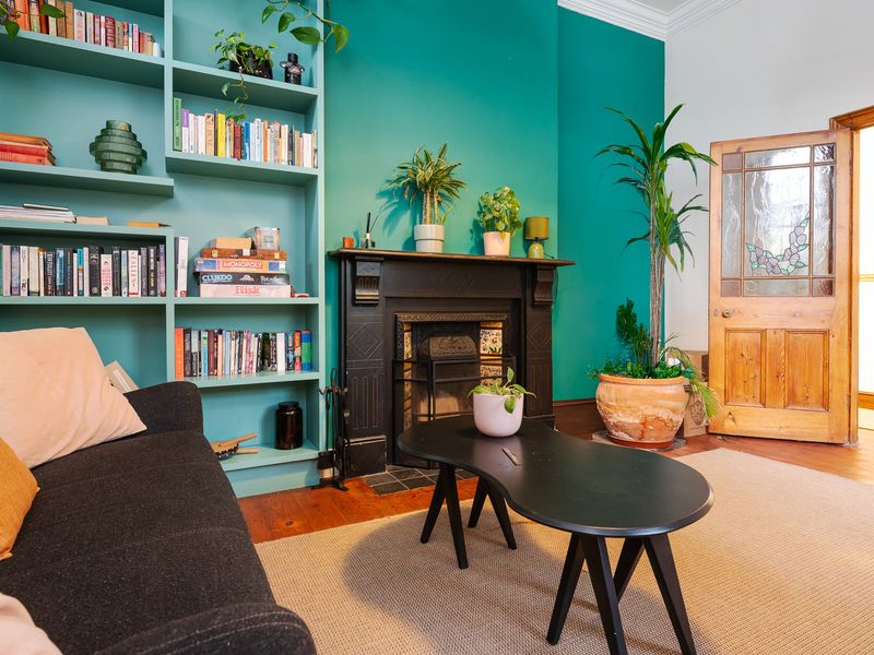 Enchanting Victorian Home - Photo 4