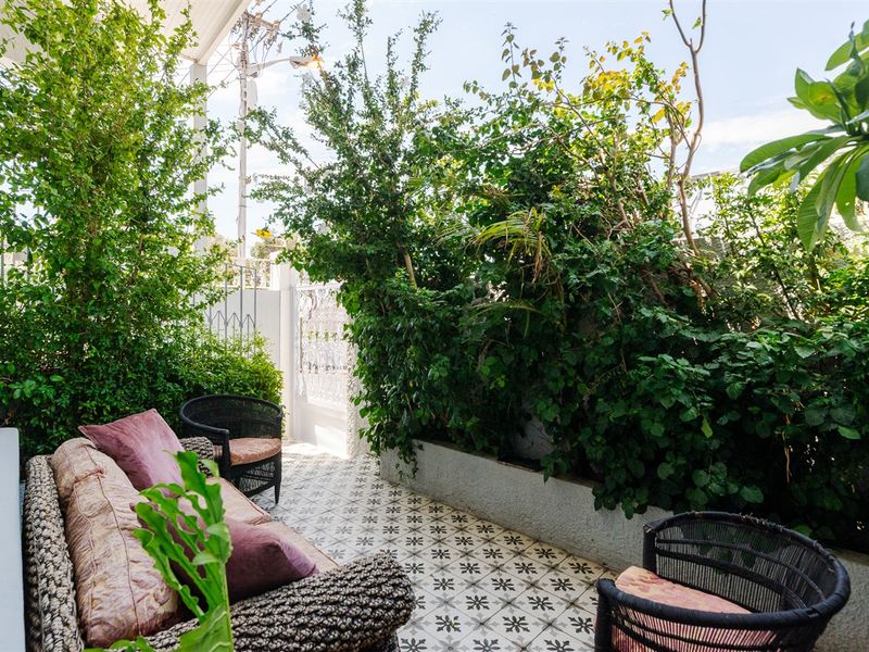 Luxurious Victorian City Home - Photo 7