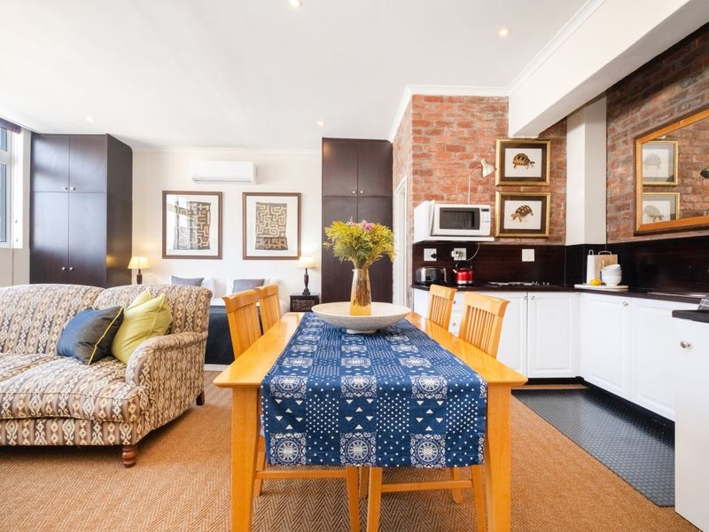 City Pad with Strong Airbnb Returns and Iconic Views - Photo 4