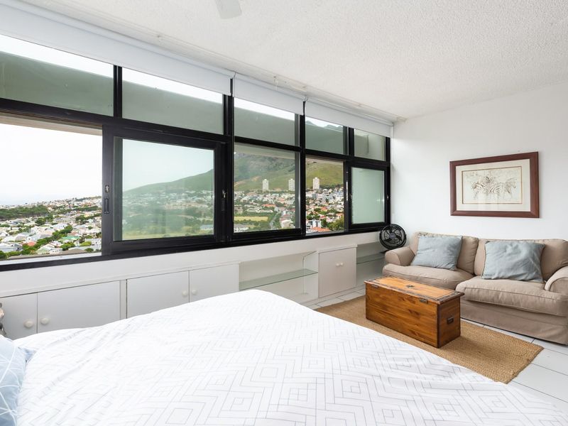 Furnished Studio Apartment - Gardens Centre - Photo 4