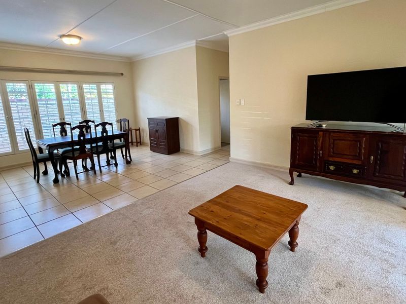 Secure, Comfortable Estate Living in Flamwood Estates - Photo 5