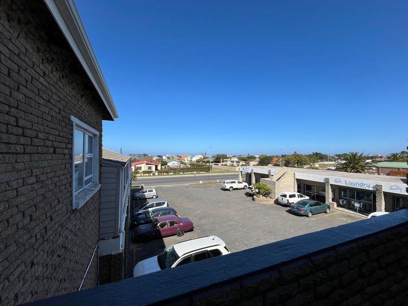 2-Bedroom Lock up and go Apartment in Central Kleinmond - Photo 10