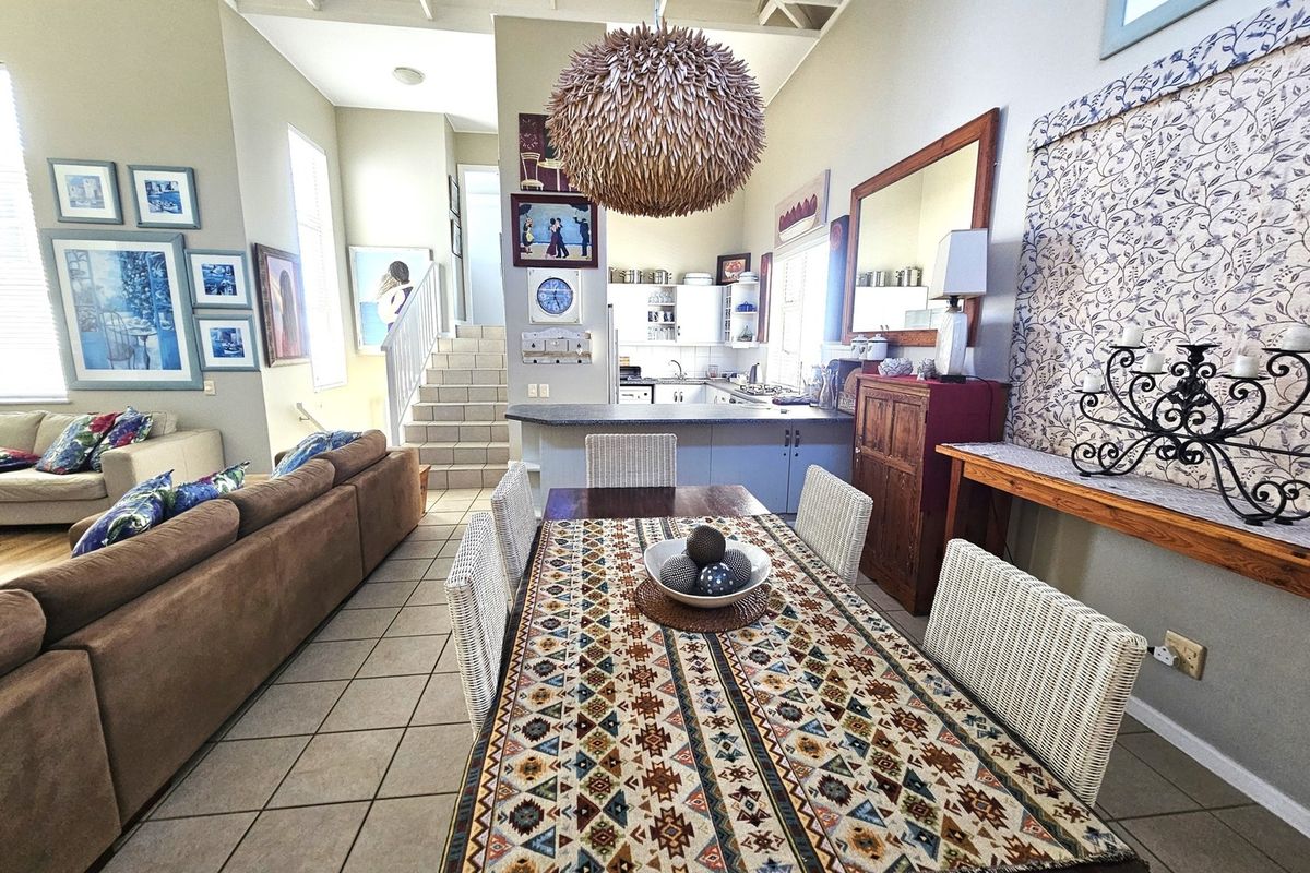Long-Term Rental Opportunity: 2-Bedroom Apartment at Pinnacle Point Golf Estate, Mossel Bay - Photo 2