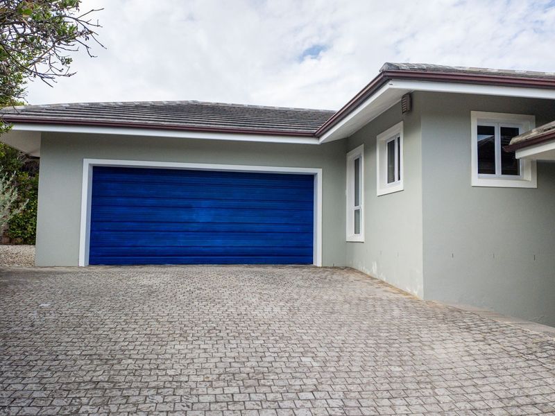 A Golfer's Dream with Stunning Views - Photo 3