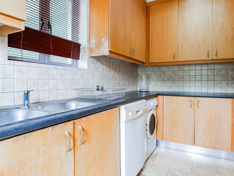 A Golfer's Dream with Stunning Views - Photo 9