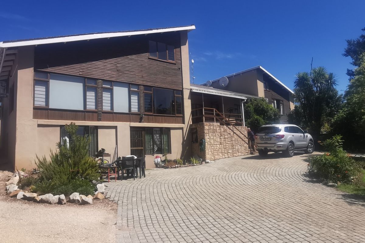 Potential of a lifetime in the heart of Harkerville Forest - Photo 2